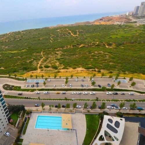 מיני פנטהאוז למכירה בנתניה